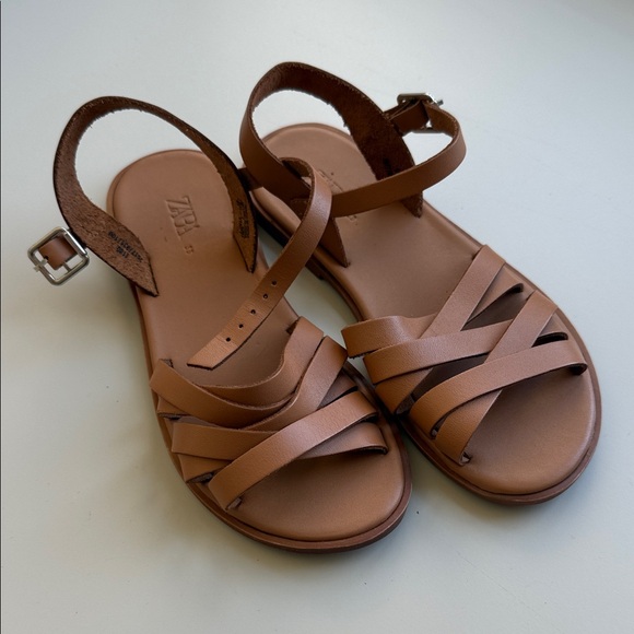 Zara Other - NWOT Zara Brown Leather Sandals Kids Size 33 (US 2)